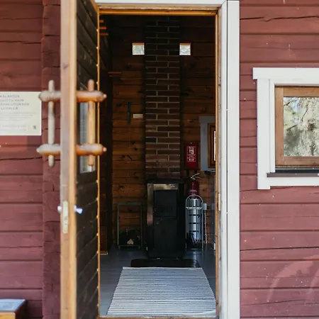 Matildanjaerven Lippa Chalet *